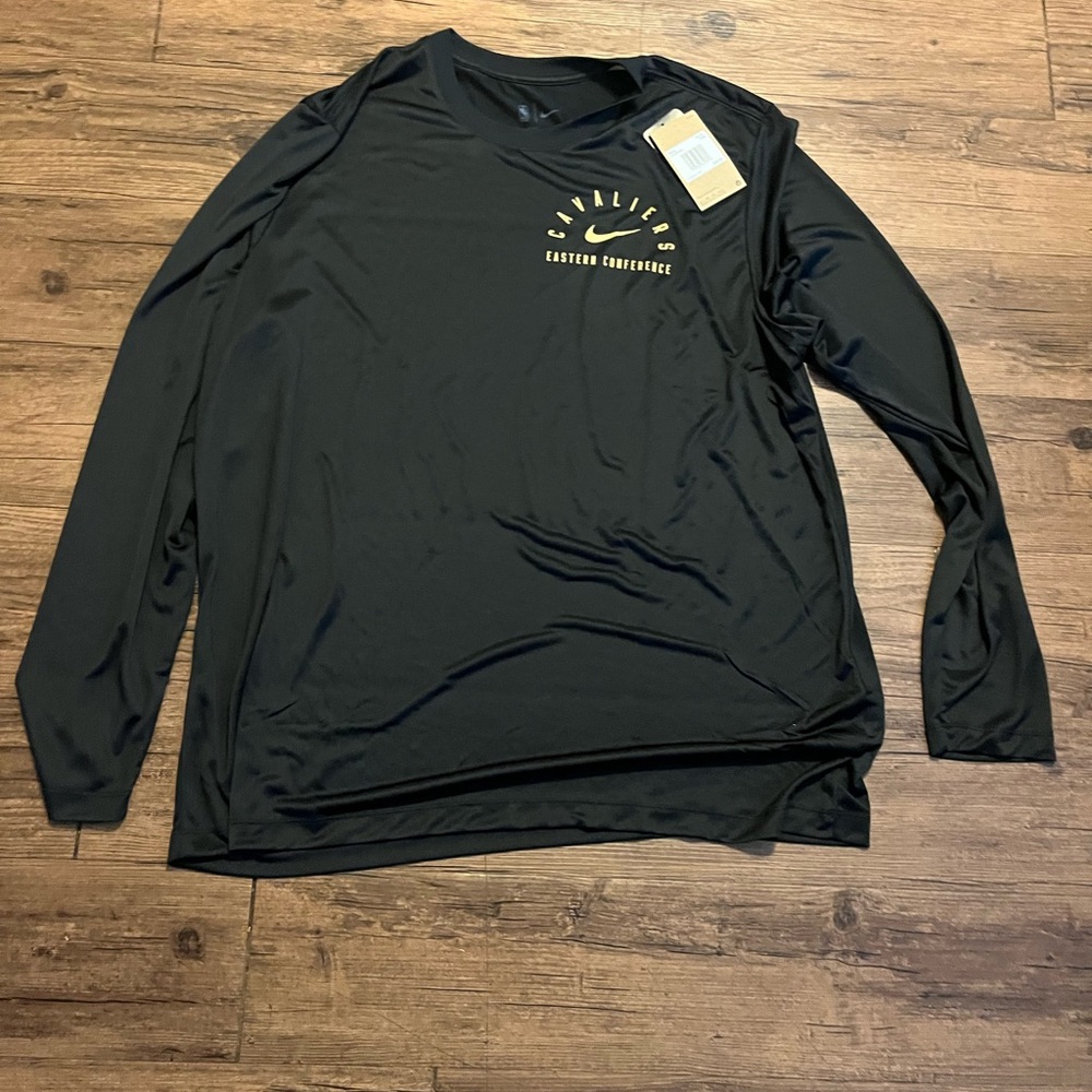 Cavs Nike shirt